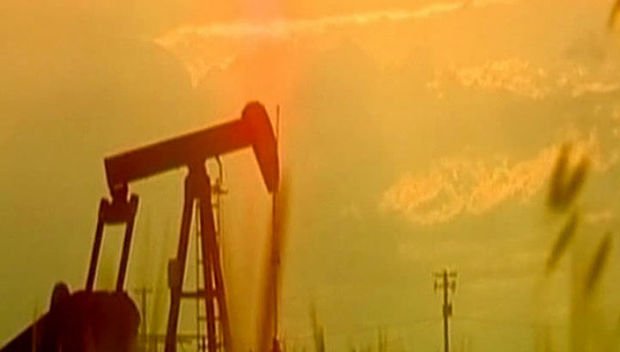 ABŞ-da neft buruğunda partlayış: 3 nəfər ölüb